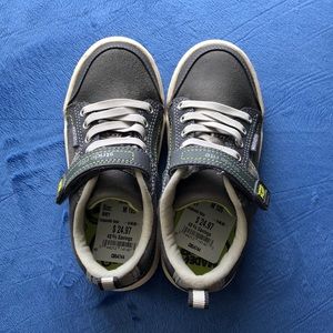 Stride rite toddler boys shoes